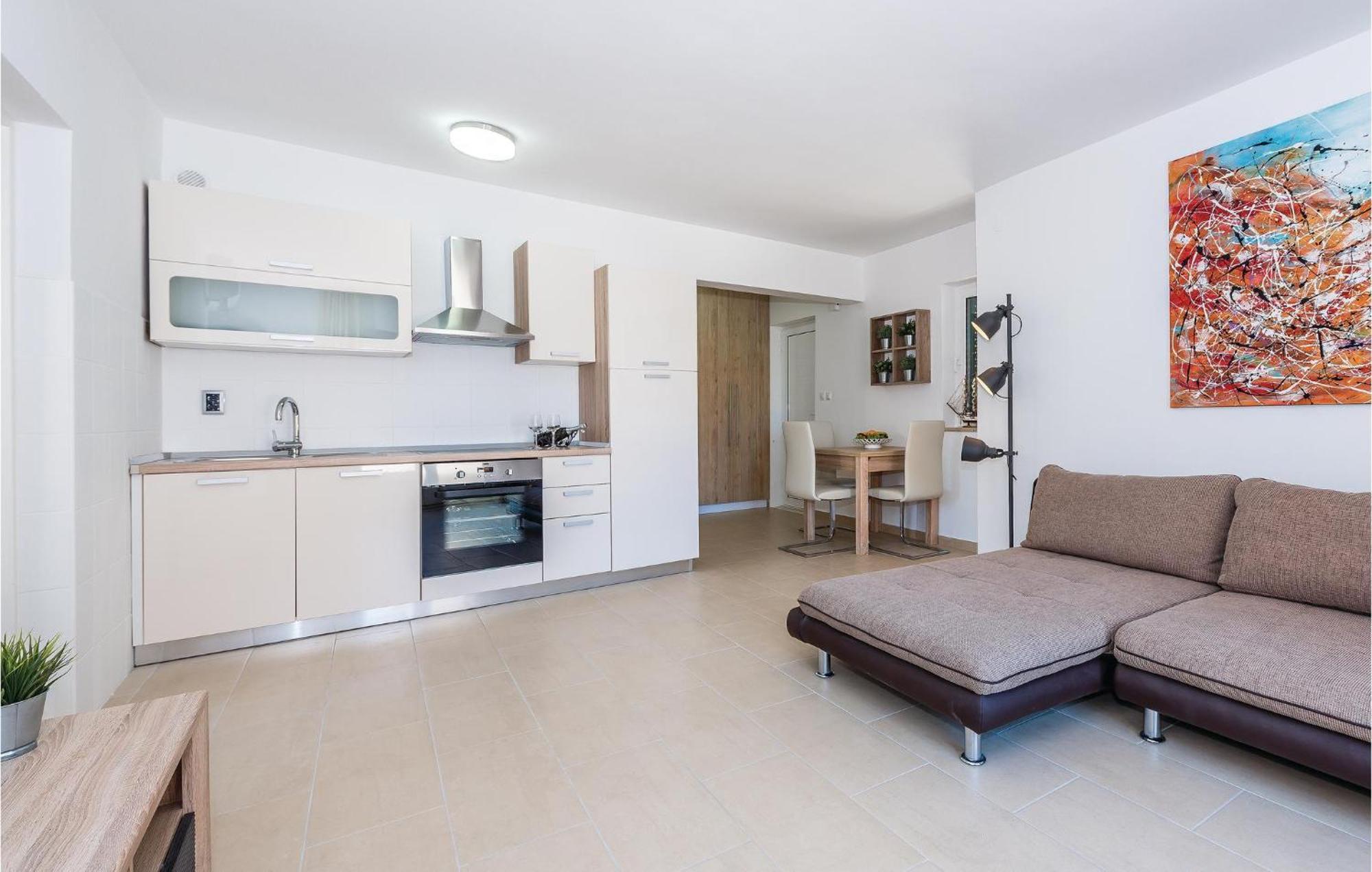 Stunning Home In Betina With Kitchen Exterior photo
