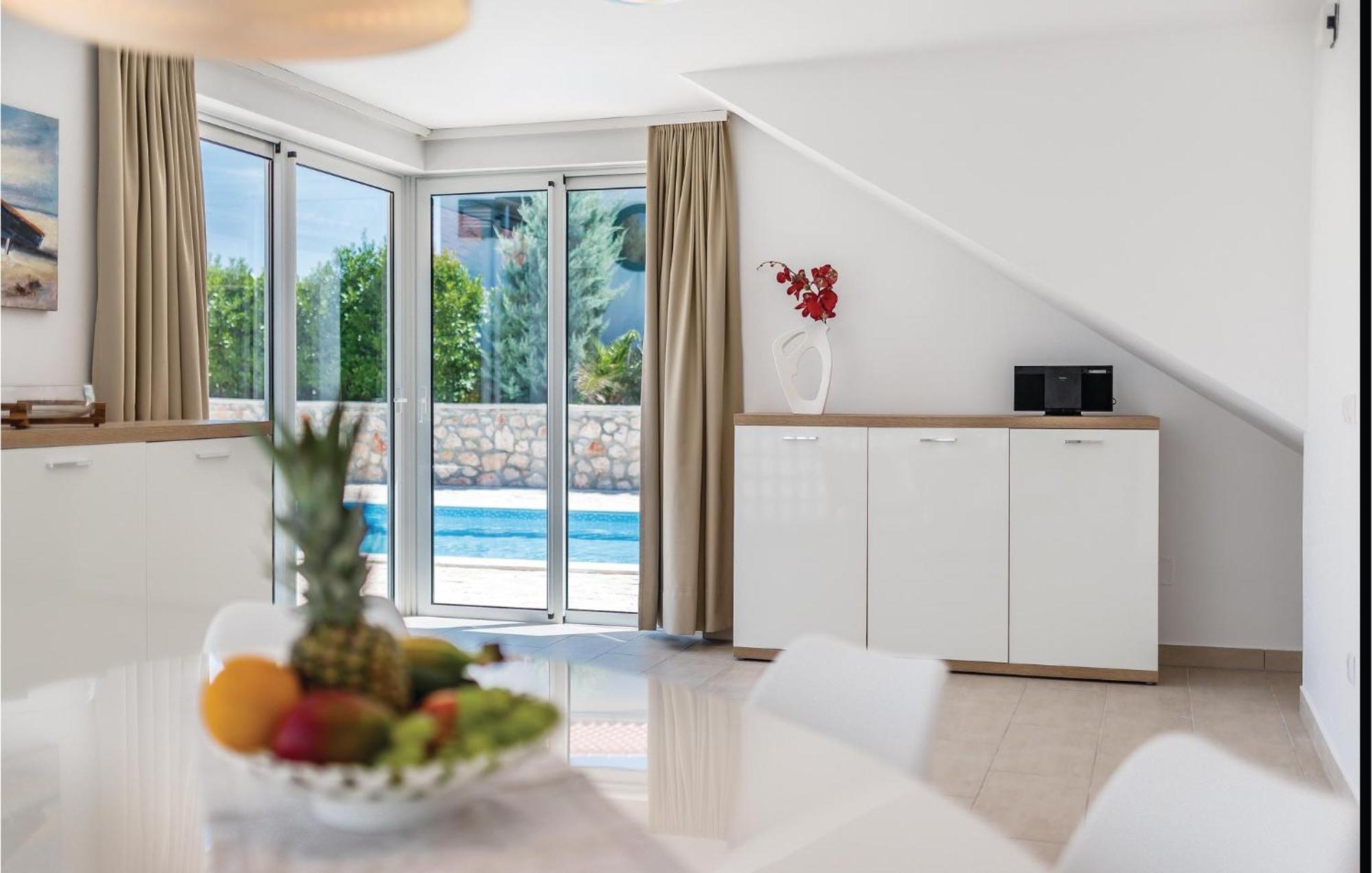 Stunning Home In Betina With Kitchen Exterior photo