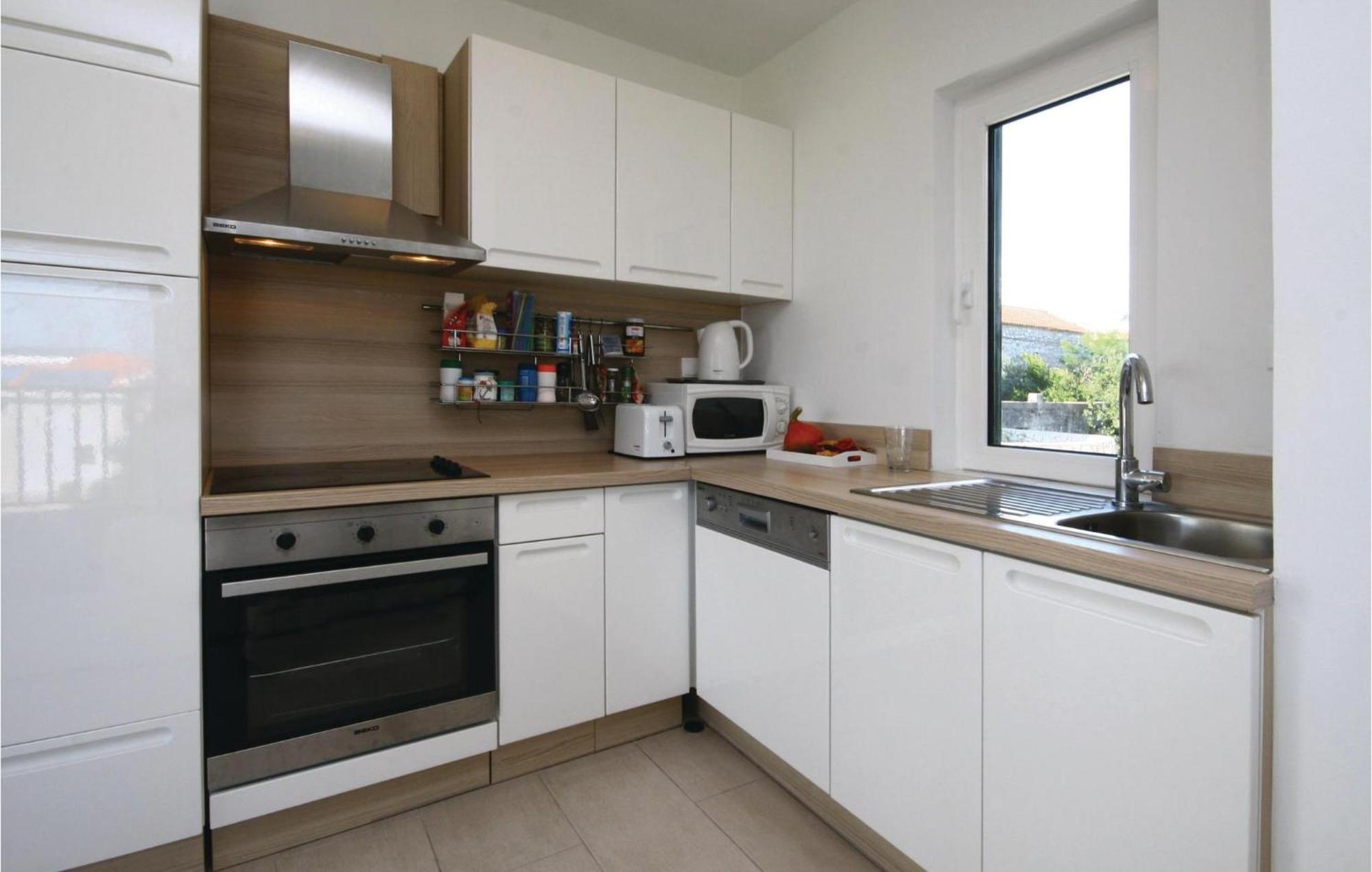 Stunning Home In Betina With Kitchen Exterior photo